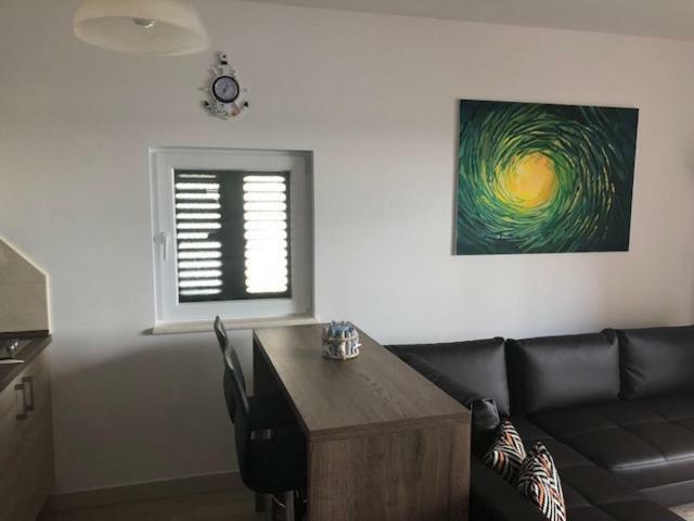 Apartmani Irina Водице Екстериор снимка